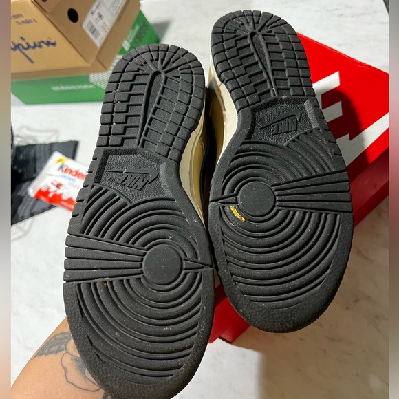 Nike dunks - Picture 2 of 4